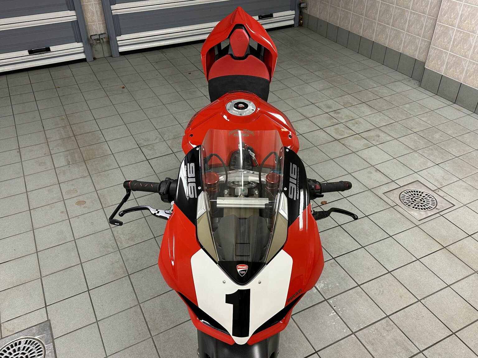 Aussenfoto 2020 Ducati Panigale V4 25° Anniversario (15)