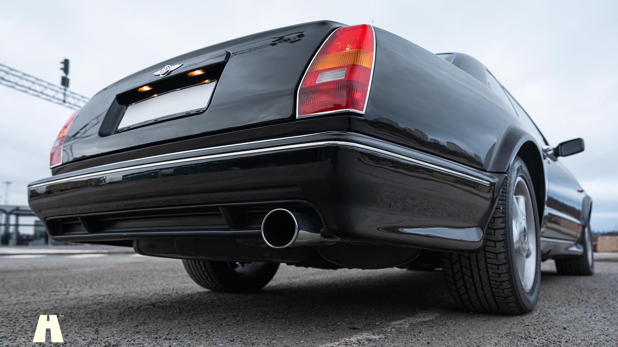 Exterior image of 1997 Bentley Continental T (26)