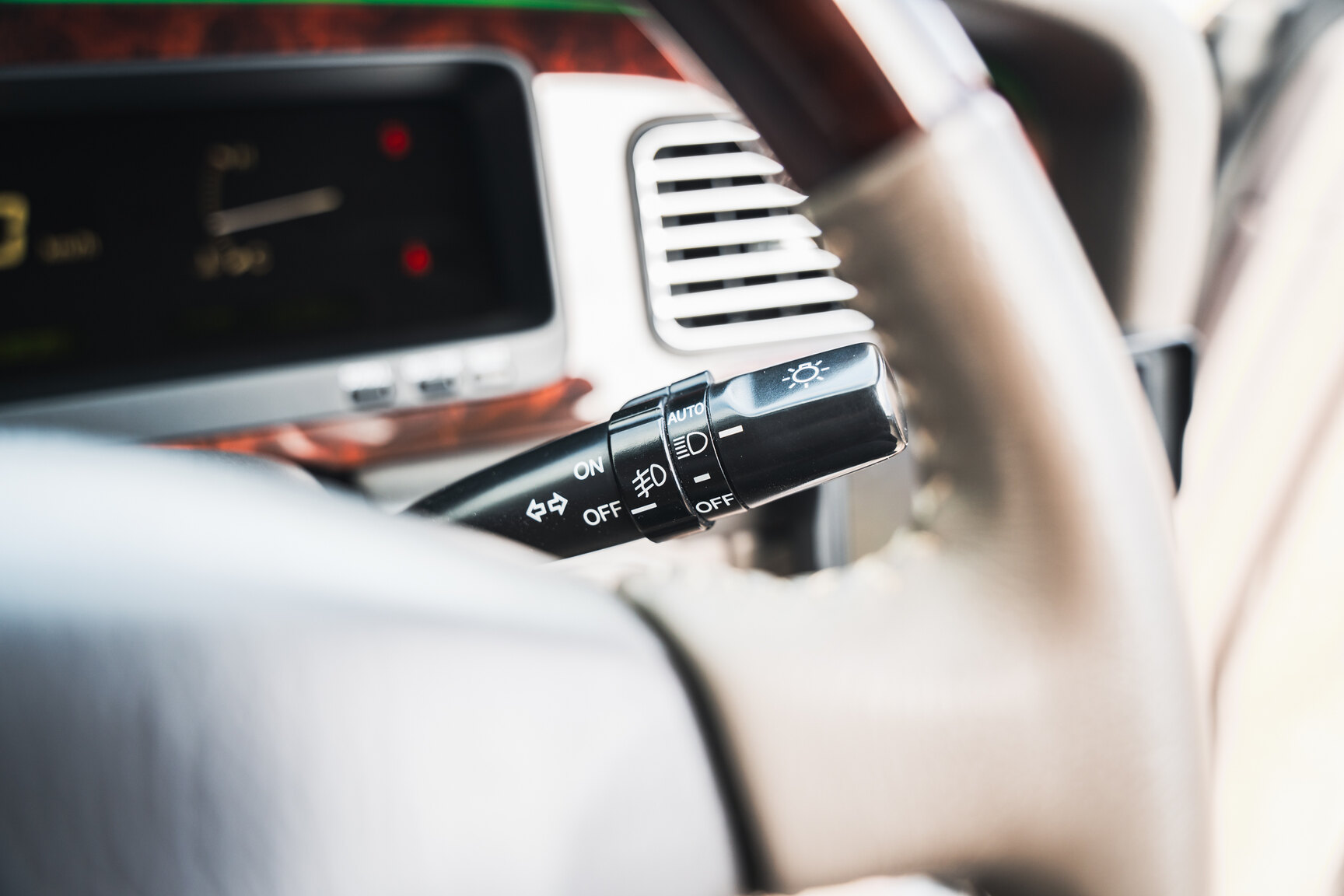 Interiörbild 2000 Toyota Century