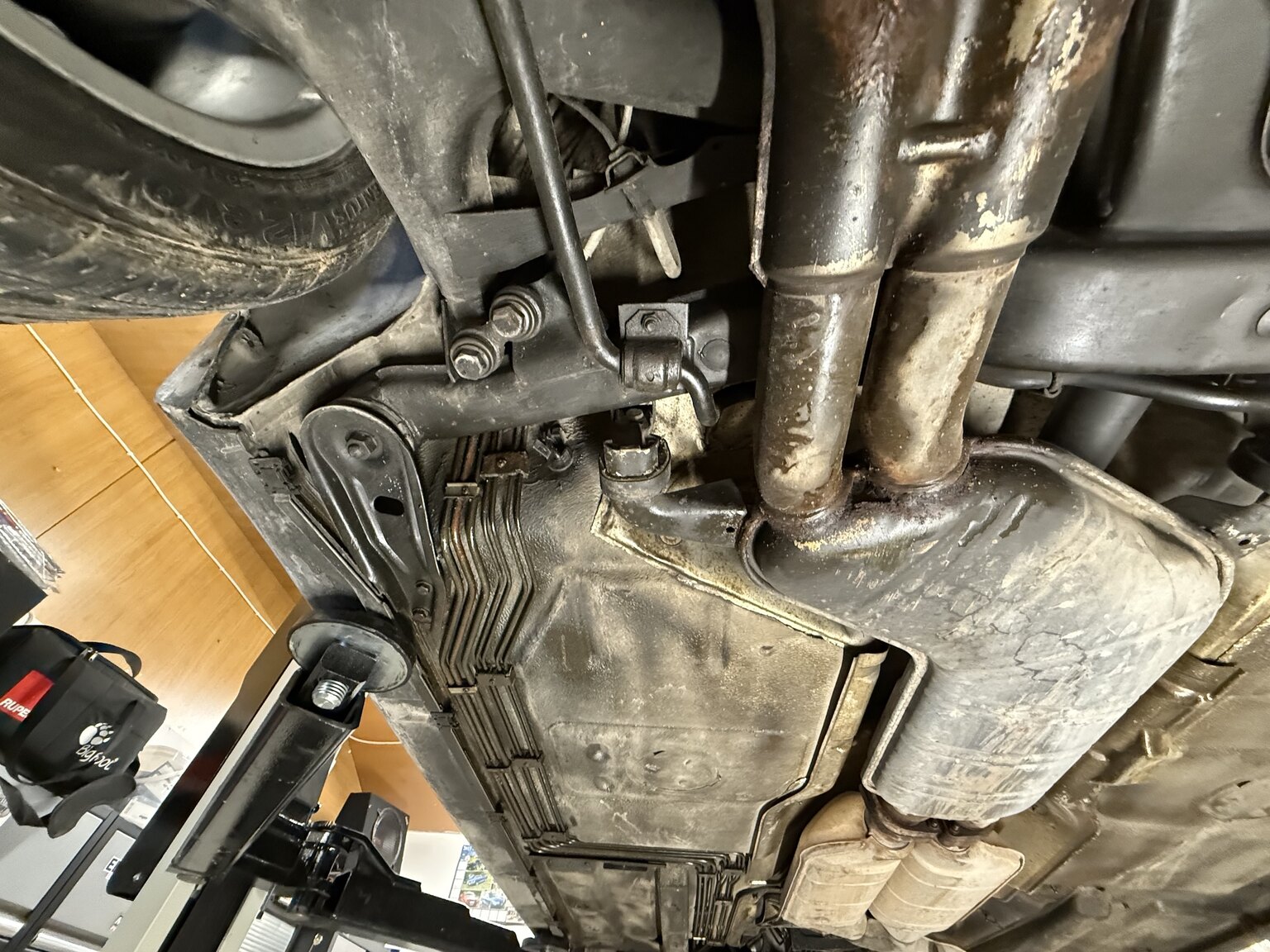 1989 BMW M5, Mekanik