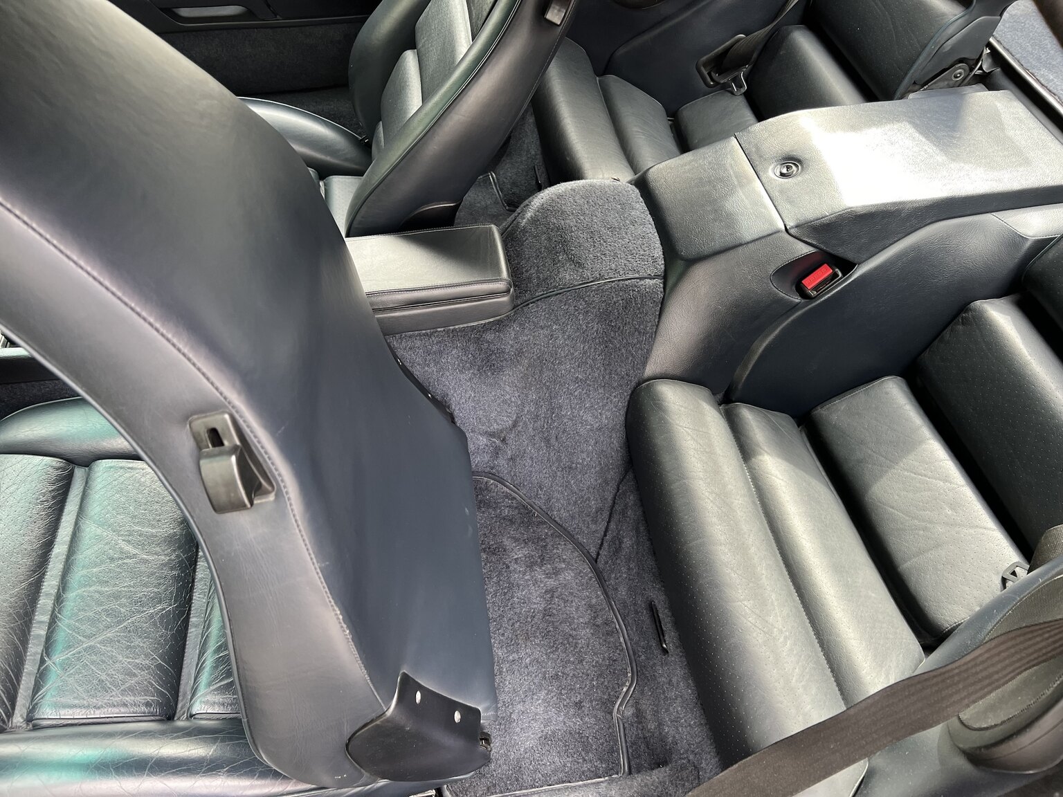 Interior image of 1993 Porsche 928 GTS