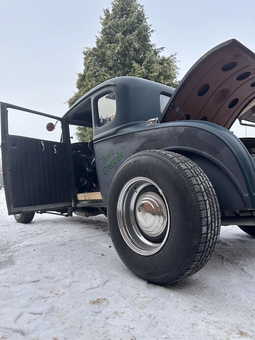 Exterior image of 1929 Ford A "HotRod"