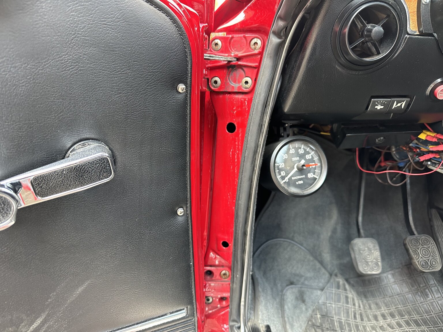 Interiörbild 1972 Alfa Romeo 2000 GTV Bertone Coupé