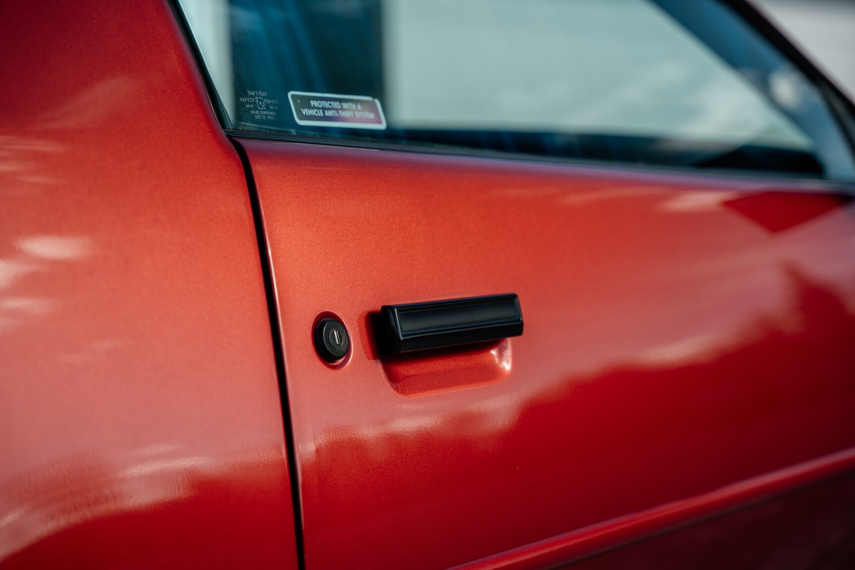 Exteriörbild på 1989 Chevrolet Camaro IROC-Z