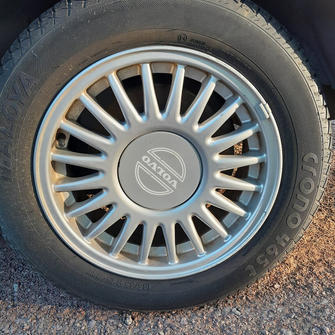 Exteriörbild på 1992 Volvo 944 GL SE