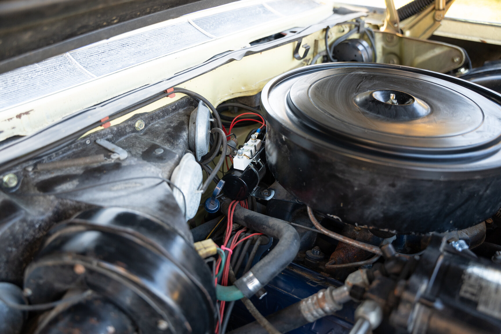 Image of 1962 Cadillac Coupé De Ville mechanics