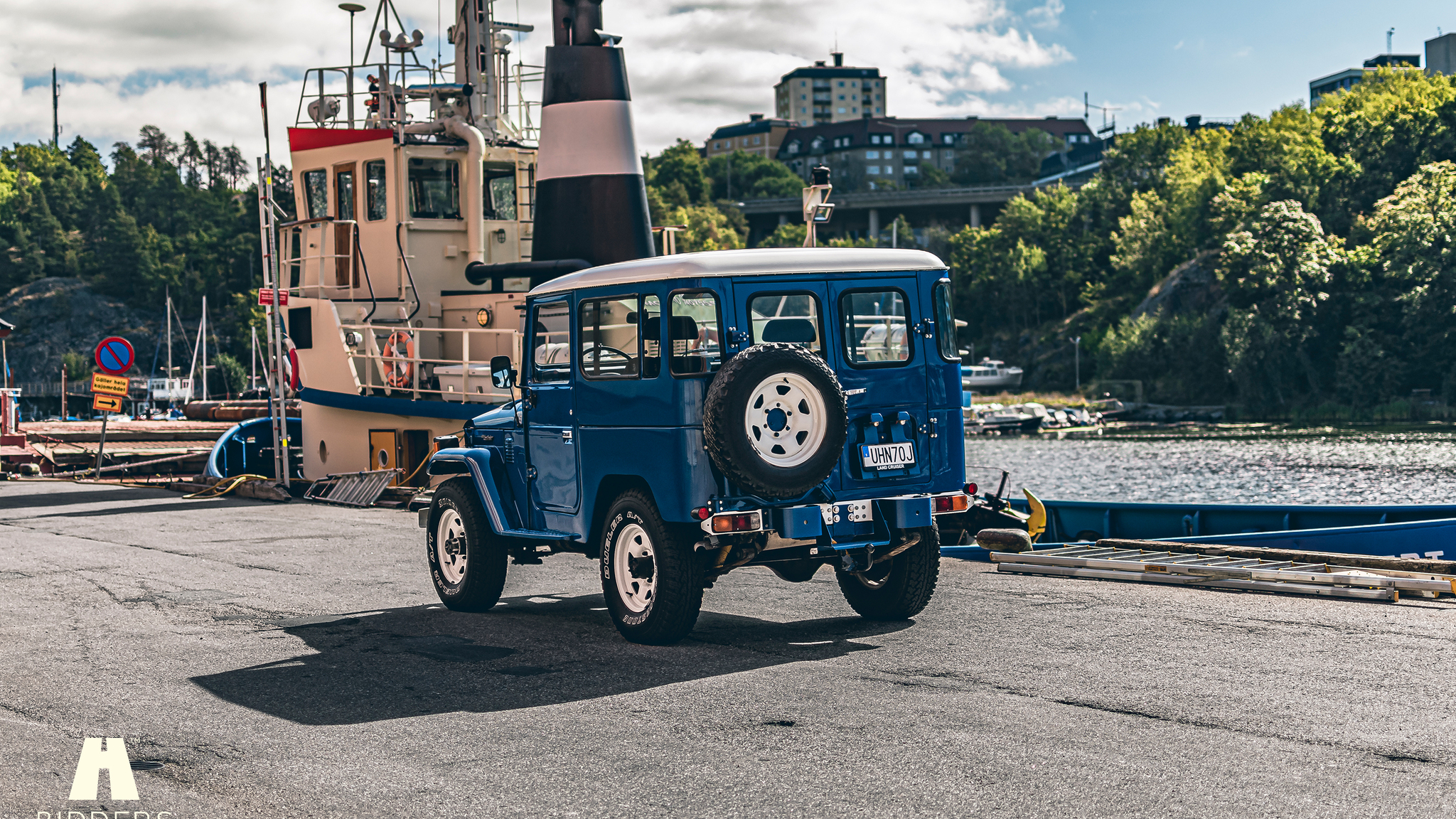 Exterior image of 1984 Toyota Land Cruiser BJ42
