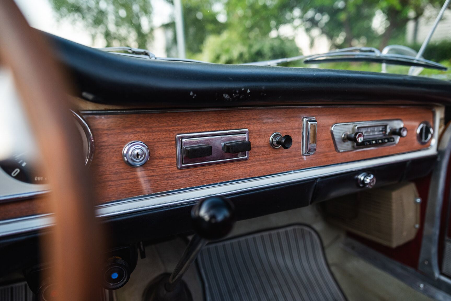 Interior image of 1964 Lancia Flavia Vignale  