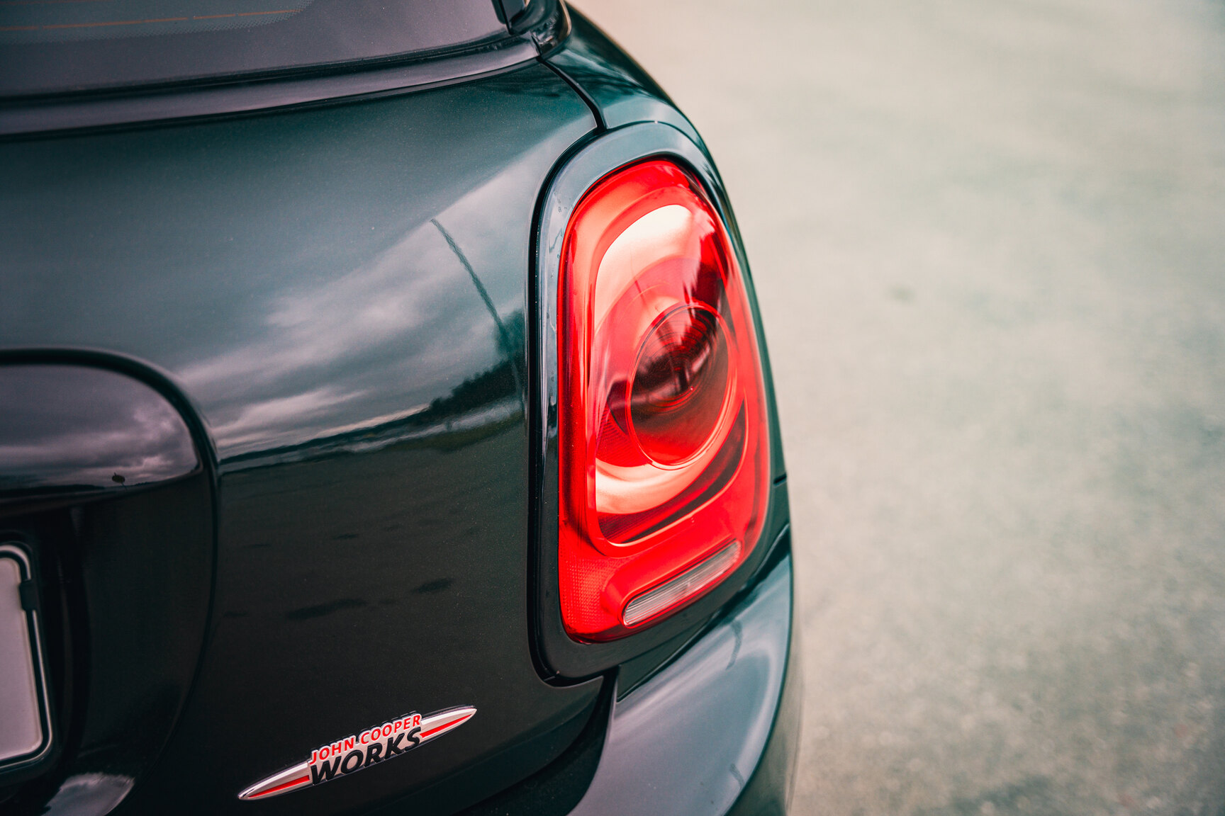 Exteriörbild på 2017 Mini Cooper JCW