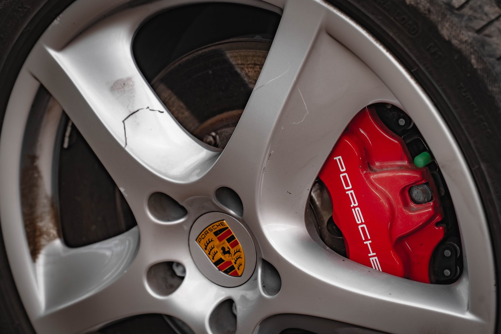 Exterior image of 2005 Porsche Cayenne Turbo WLS