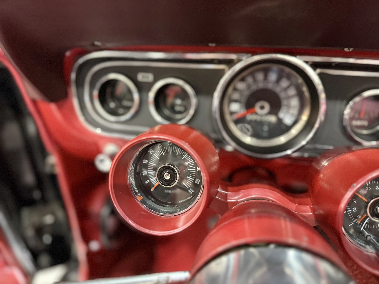 Interior image of 1966 Ford Mustang Convertible (17)
