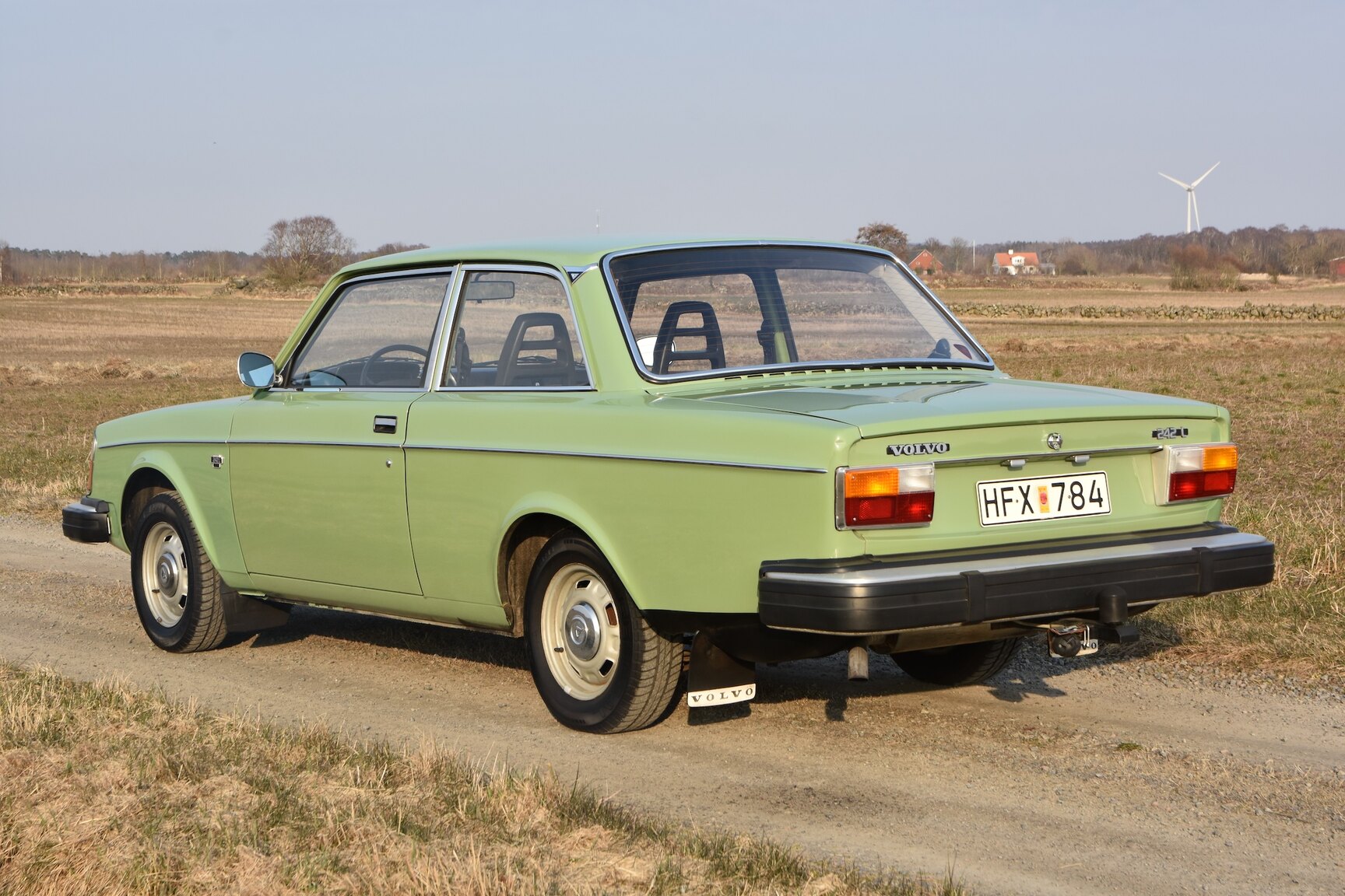 Exteriörbild på 1975 Volvo 242