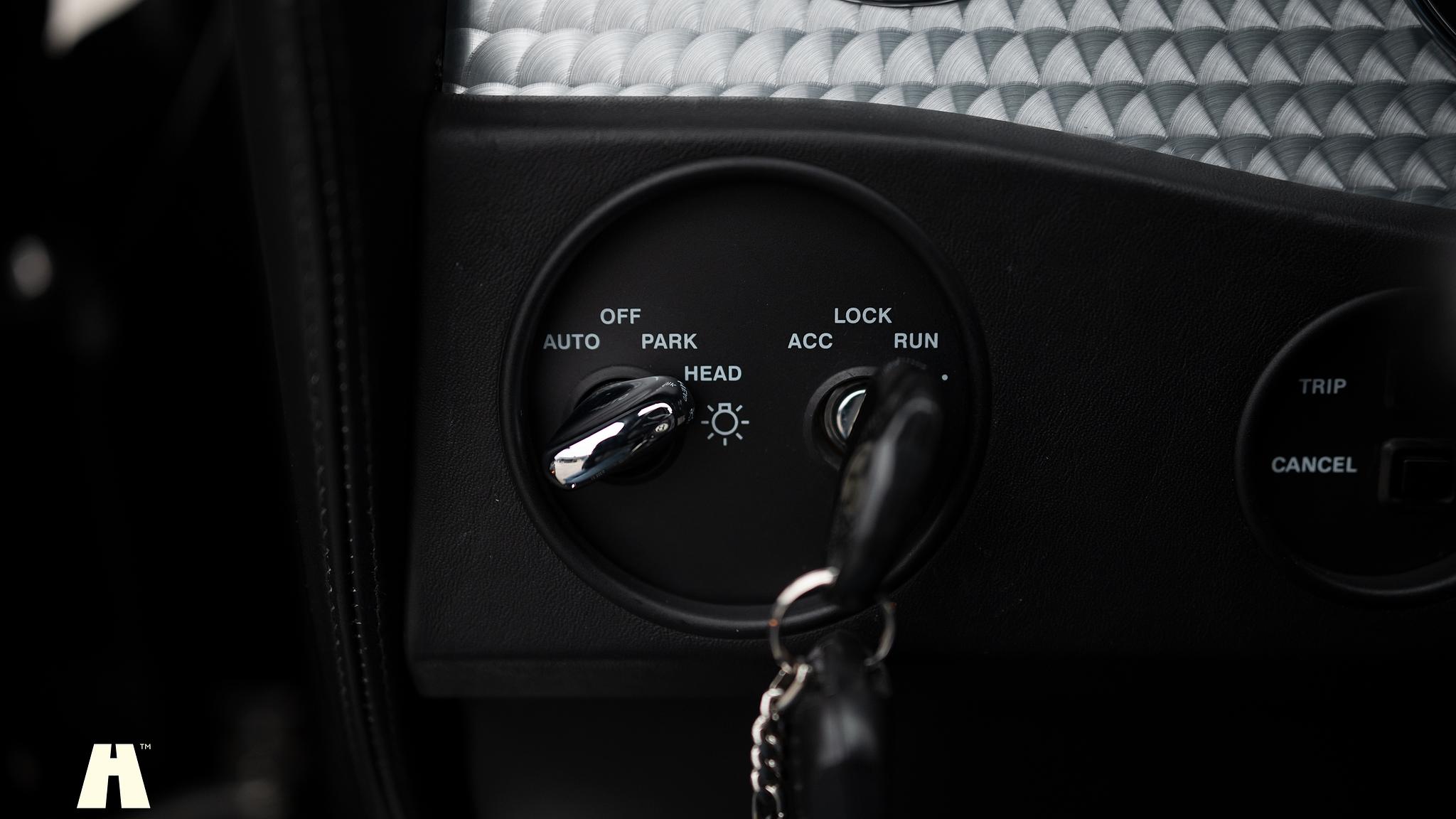 Innenraumfoto von 1997 Bentley Continental T (23)