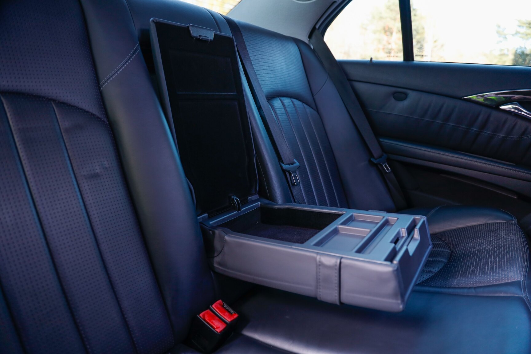 Interiörbild 2003 Mercedes-Benz E55 AMG