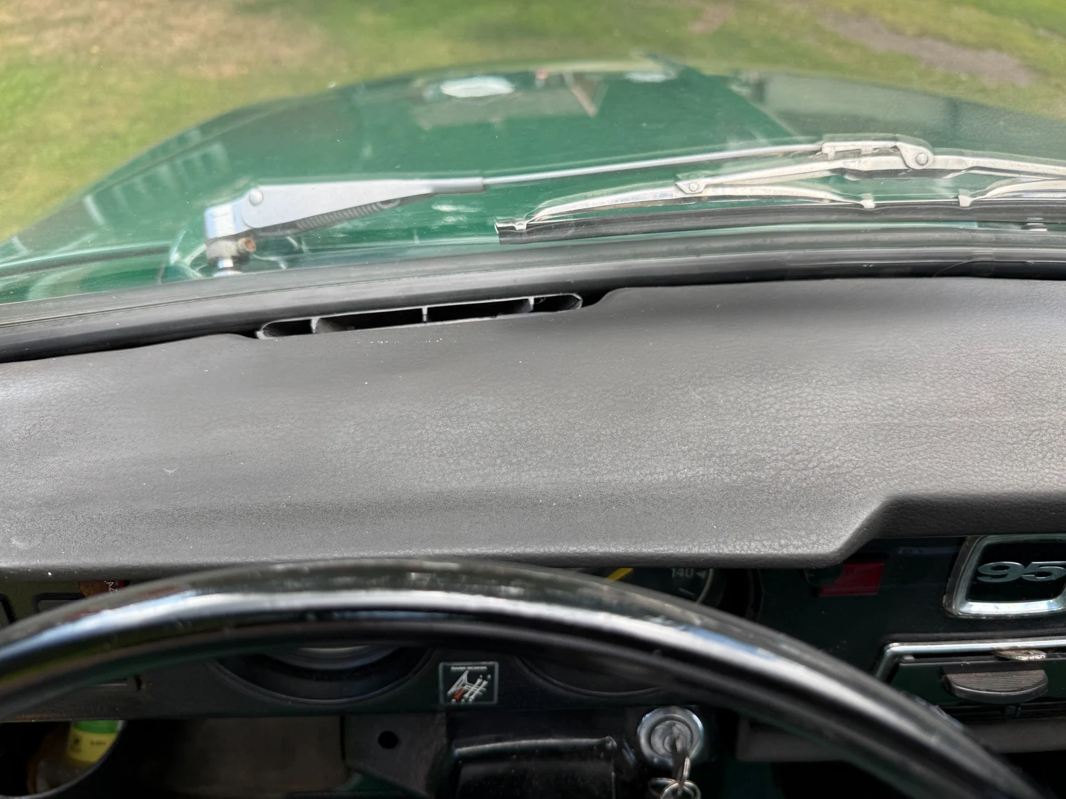 Innenraumfoto von 1975 Saab 95 V4 kombi - 7-sits (17)