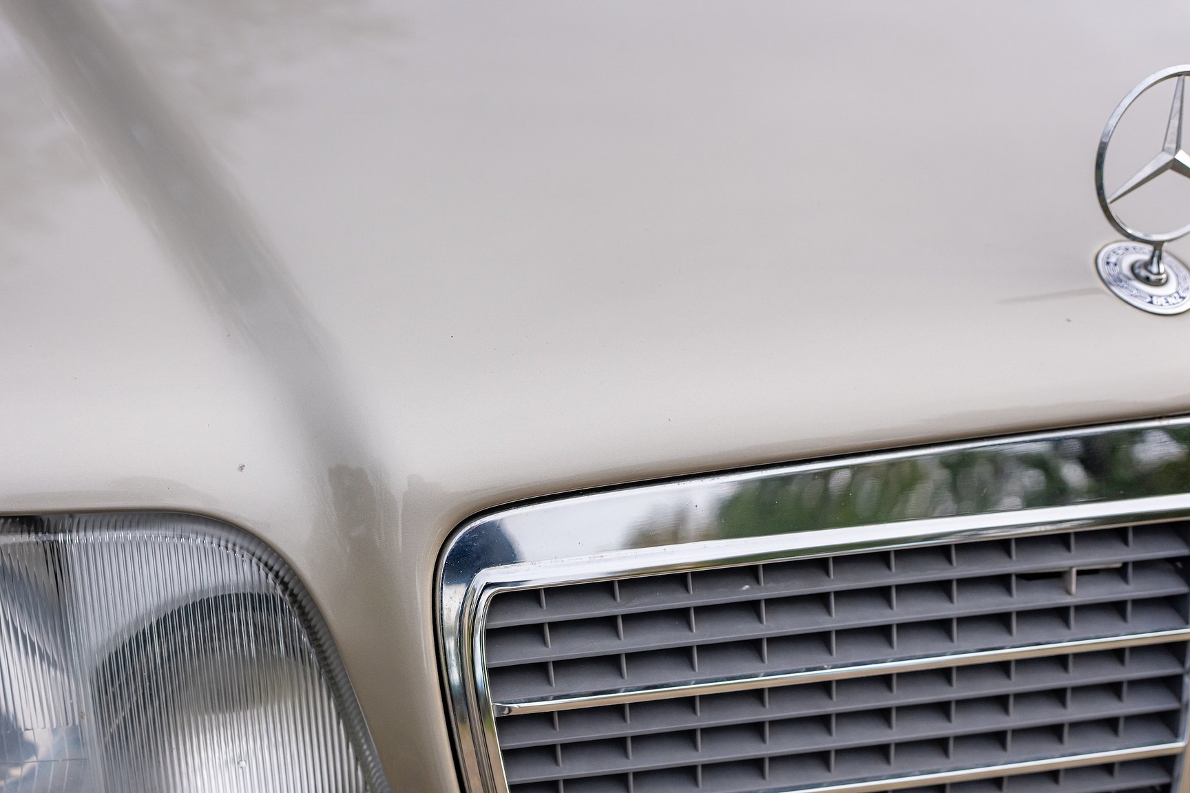 Exteriörbild på 1992 Mercedes-Benz 300 CE-24