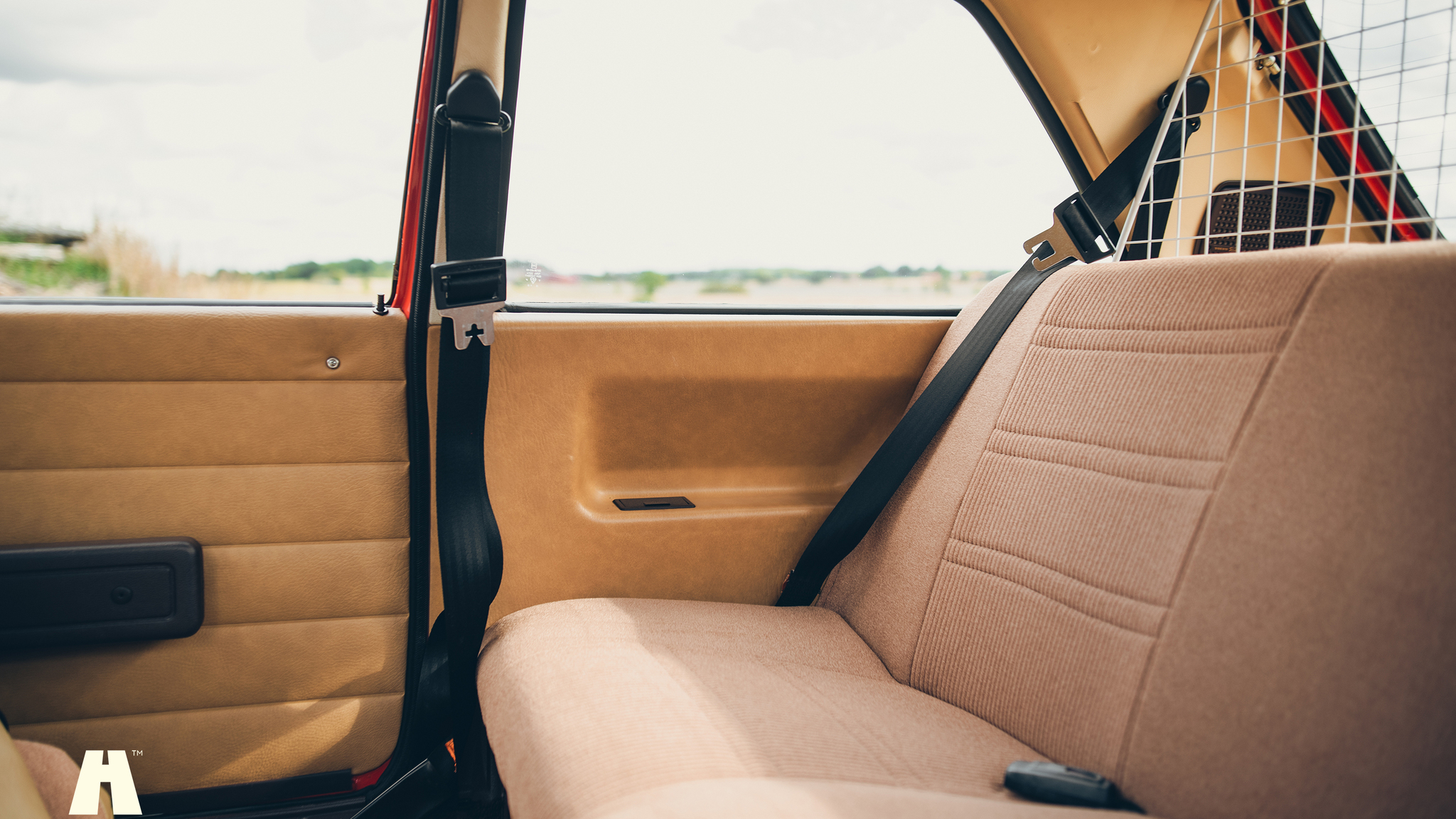 Interiörbild 1976 Volvo 343 DL Manuell