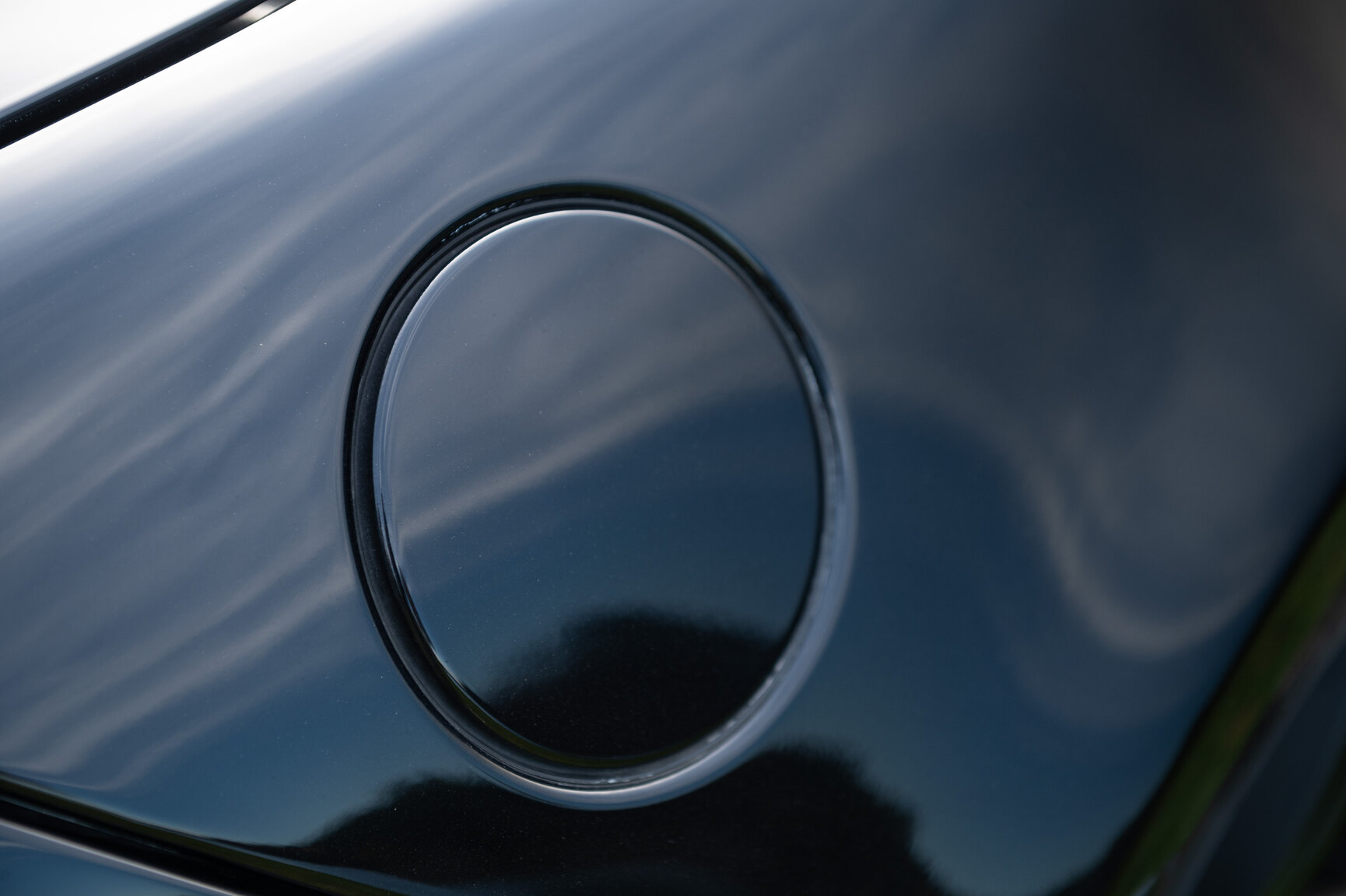 Exteriörbild på 2013 Fisker Karma ES