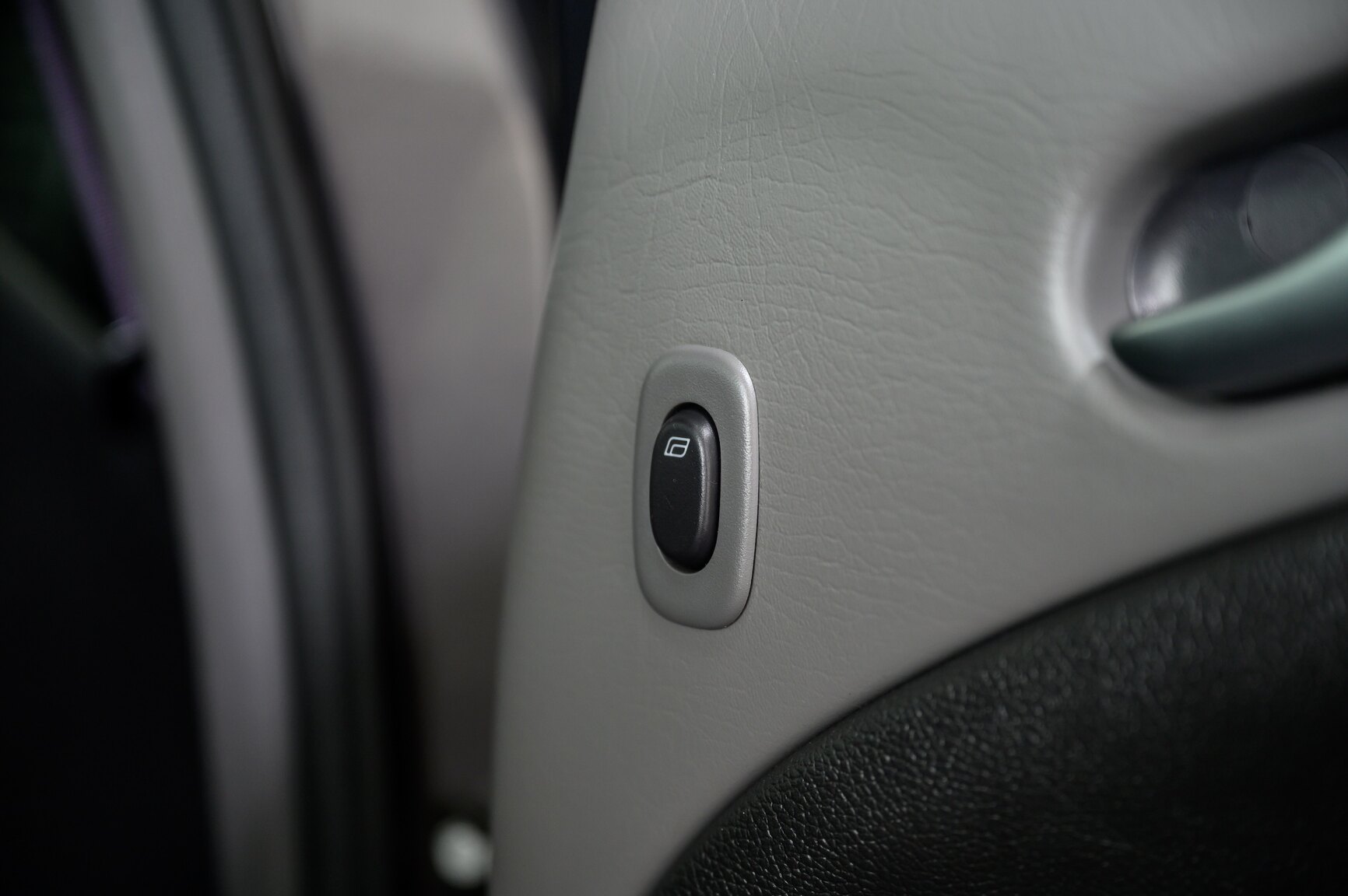 Interior image of 2005 SAAB 9-5 Aero (17)