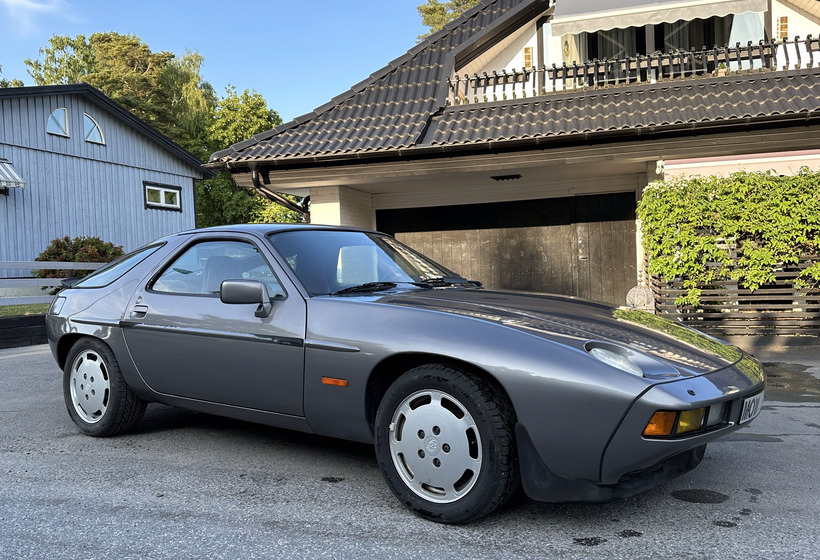 1985 Porsche 928