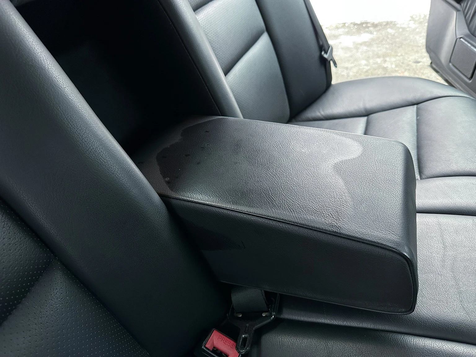 Innenraumfoto von 1993 Mercedes-Benz E 320 "AMG" (51)