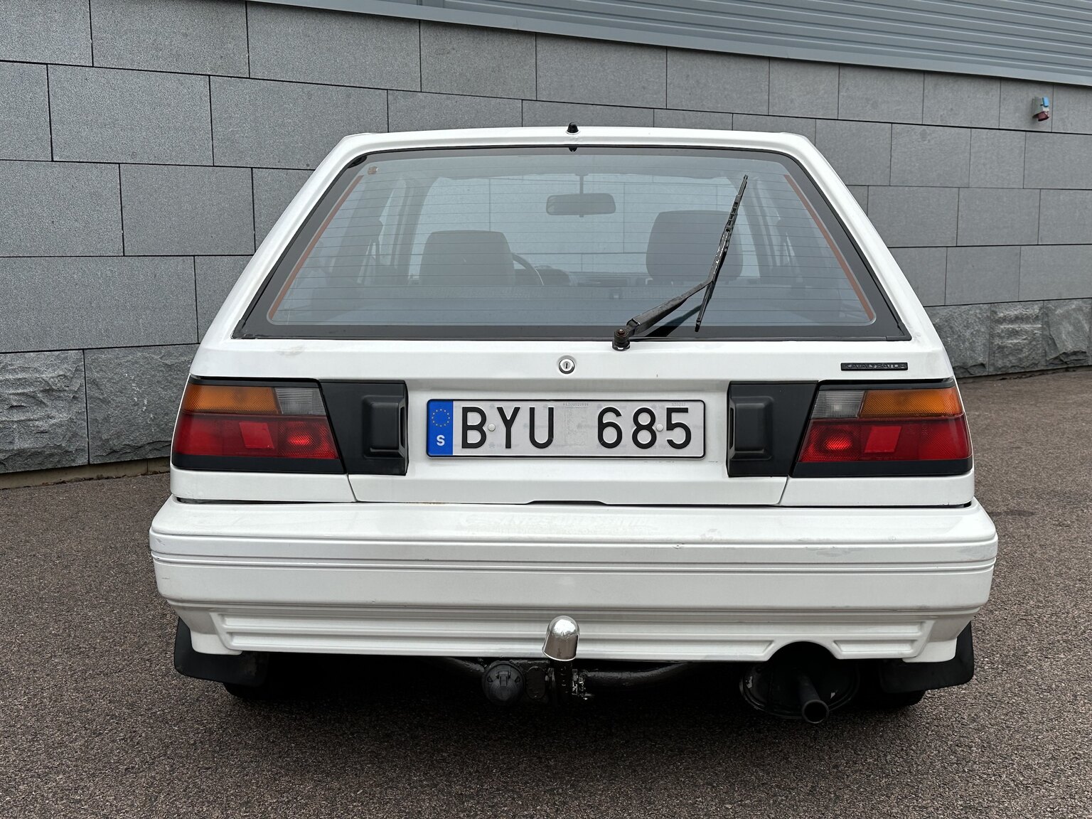 Exterior image of 1988 Nissan Sunny (46)