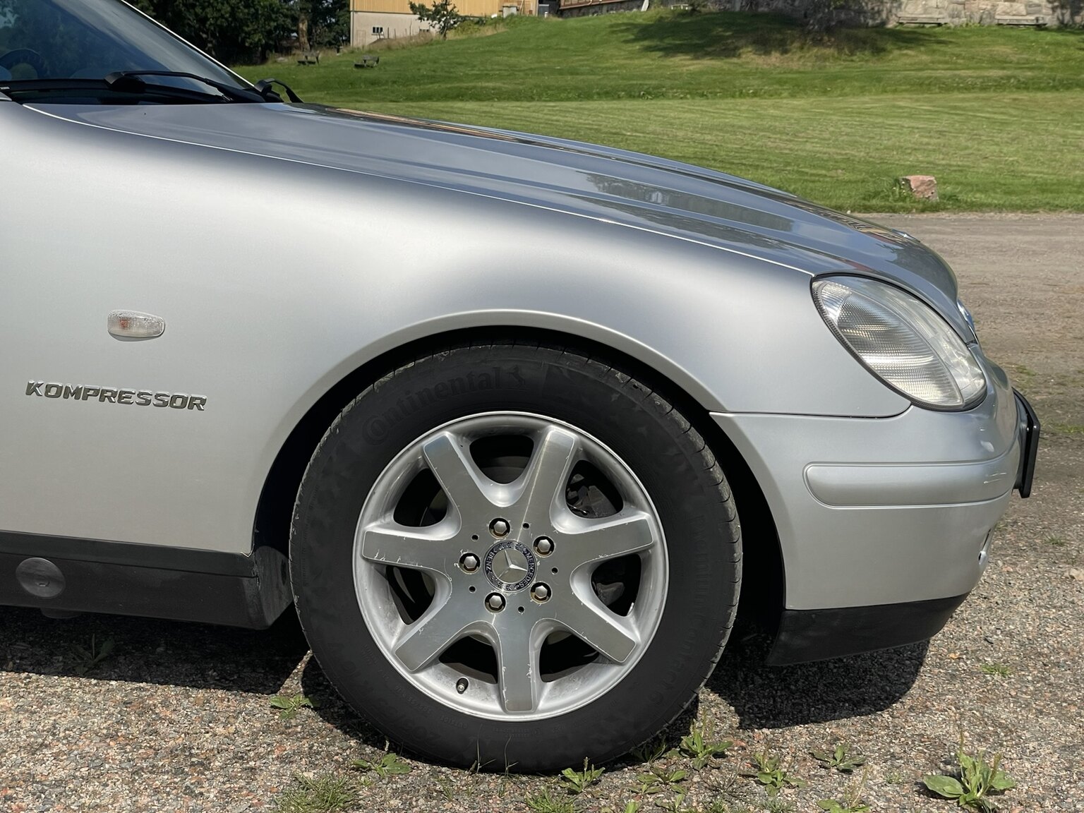 Exteriörbild på 1998 1998 MERCEDES BENZ SLK 230 