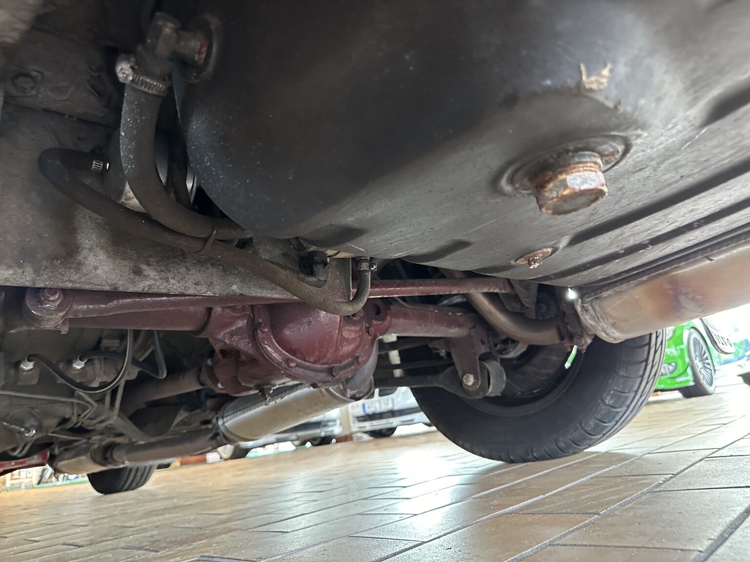 Image of 1973 Volvo 1800 ES (24) mechanics