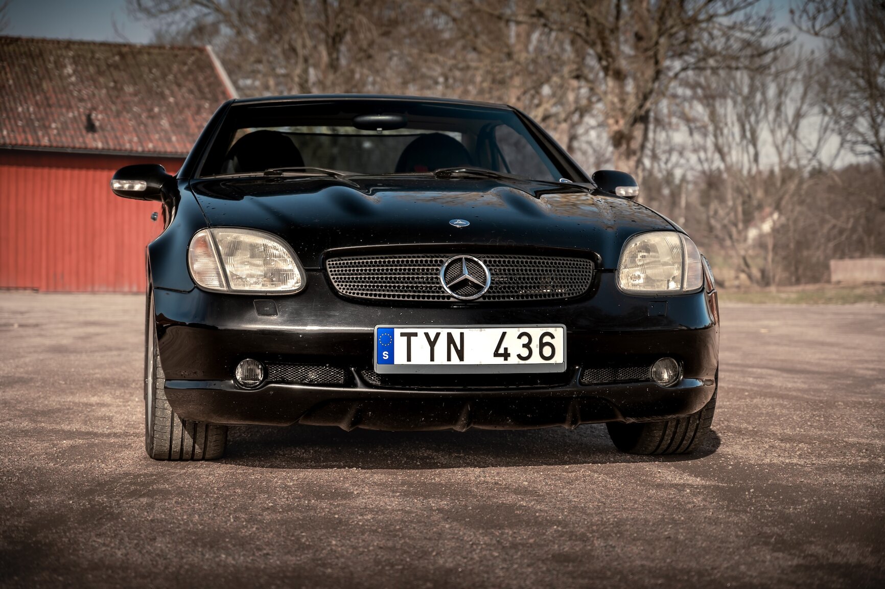 Exterior image of 2001 Mercedes-Benz SLK 320