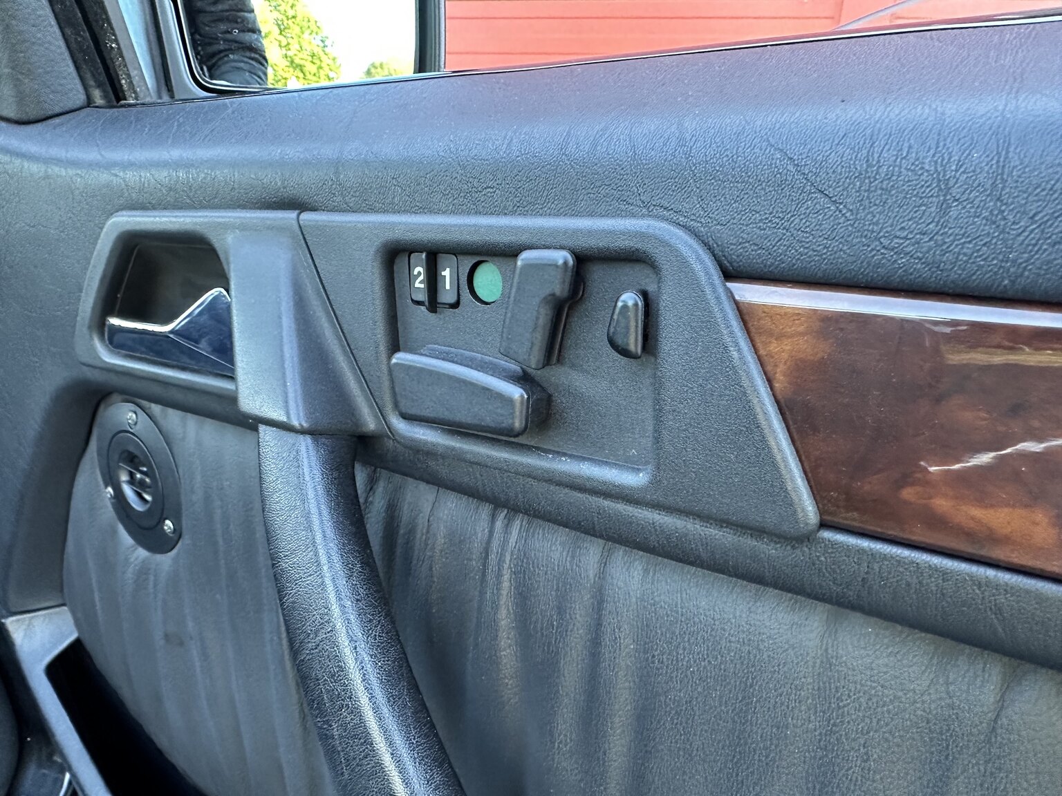 Interiörbild 1990 Mercedes-Benz 300 CE 24V