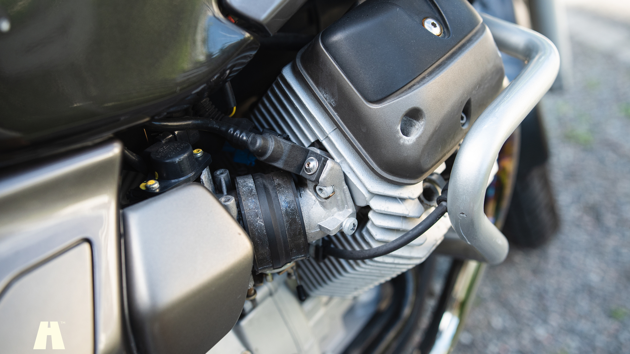 Image of 2005 Moto Guzzi Breva 750i mechanics