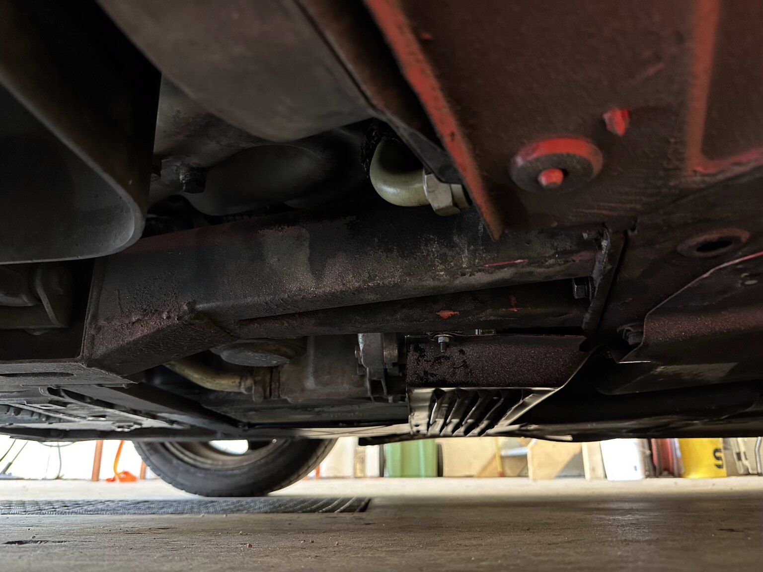 Image of 1990 Ferrari 348 mechanics (27)