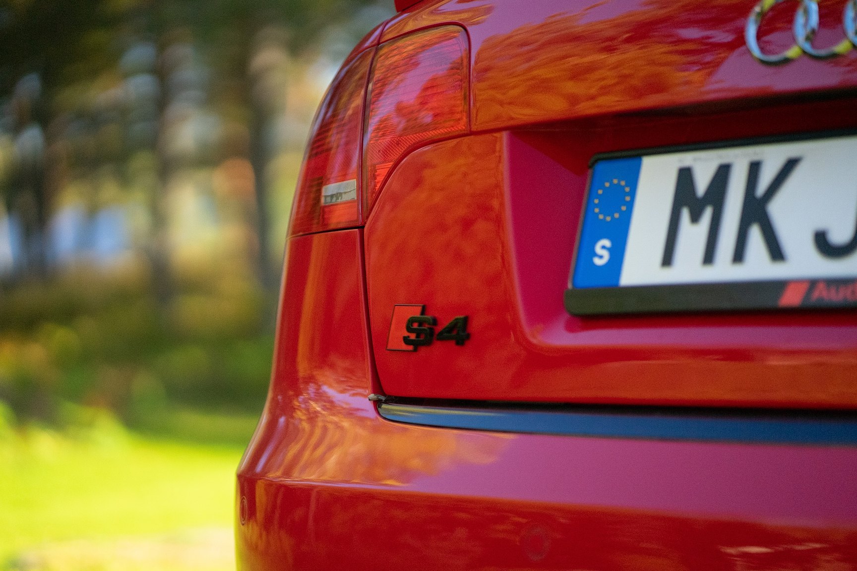 Exterior image of 2007 Audi  S4 quattro 4.2 V8 manuell