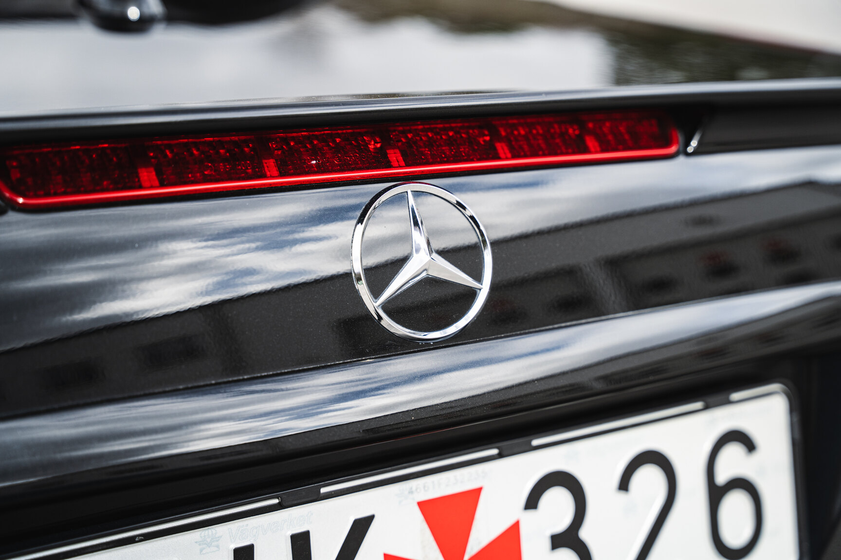 Exterior image of 2001 Mercedes-Benz SLK 32 AMG