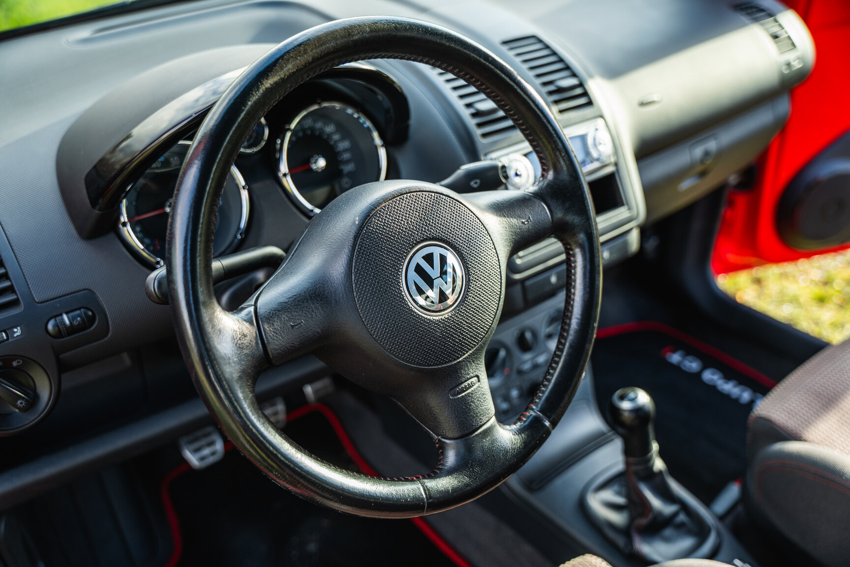 Interior image of 2001 VW Lupo GTI