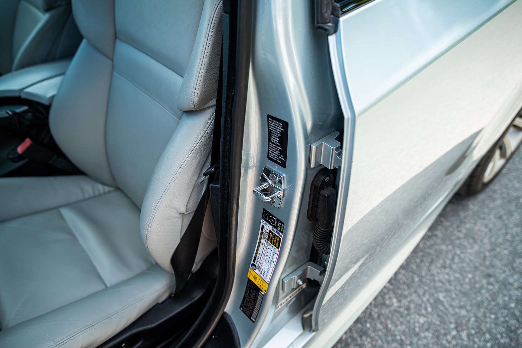 Interior image of 2006 BMW E60 M5