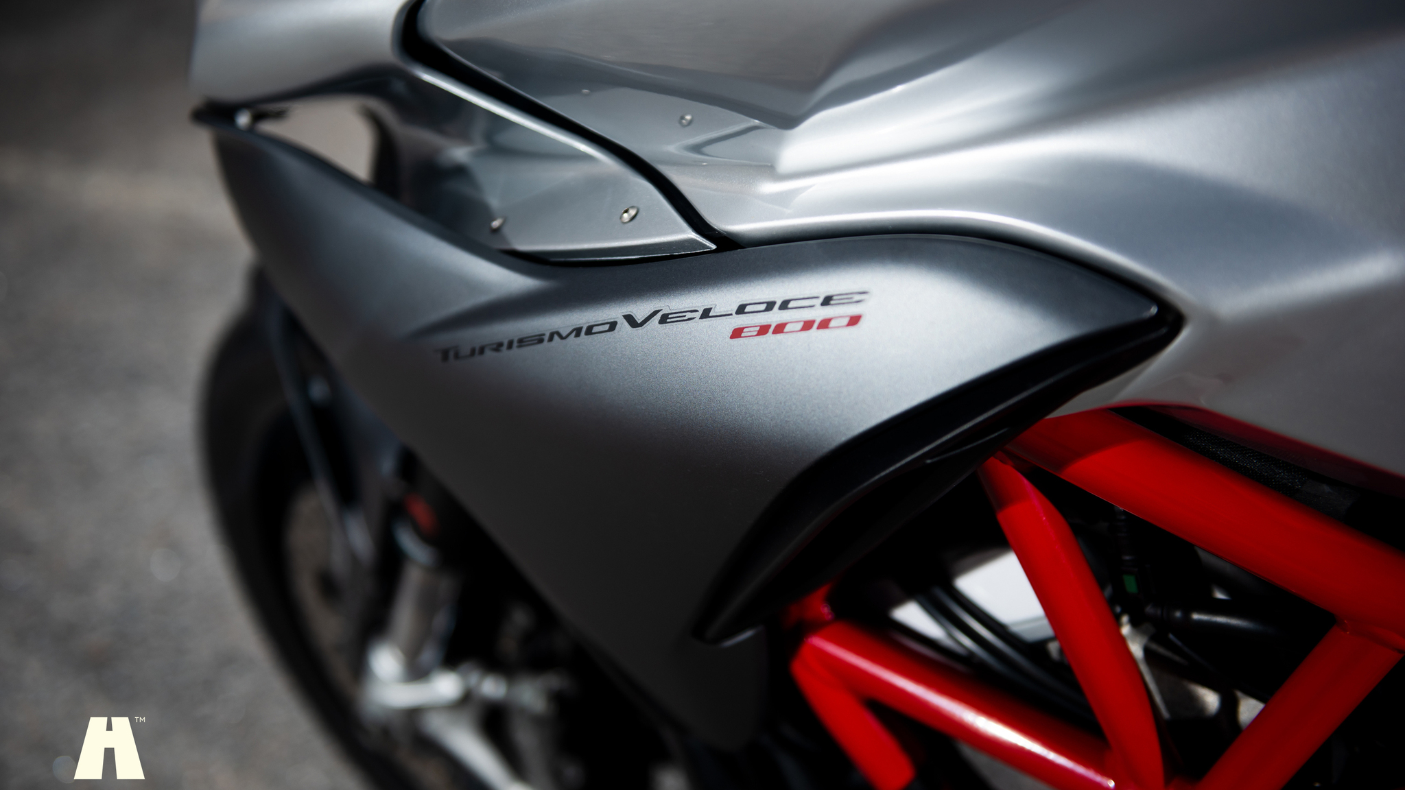 Exteriörbild på 2015 MV Agusta Veloce Turismo 800