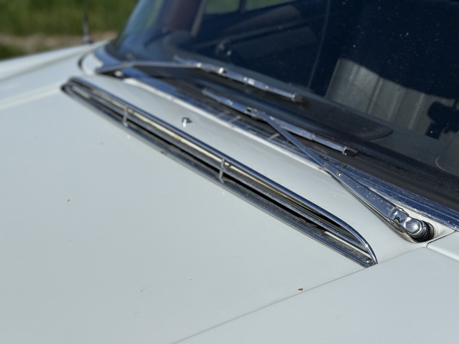Exterior image of 1967 Mercedes-Benz 230 Safari