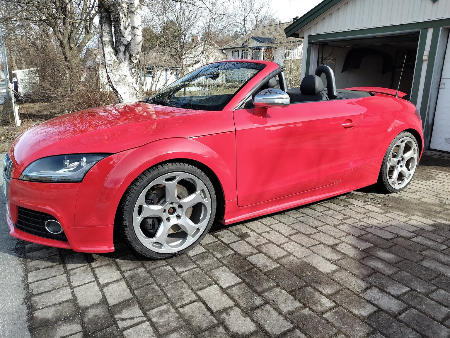 Exteriörbild på 2009 Audi TTS Roadster