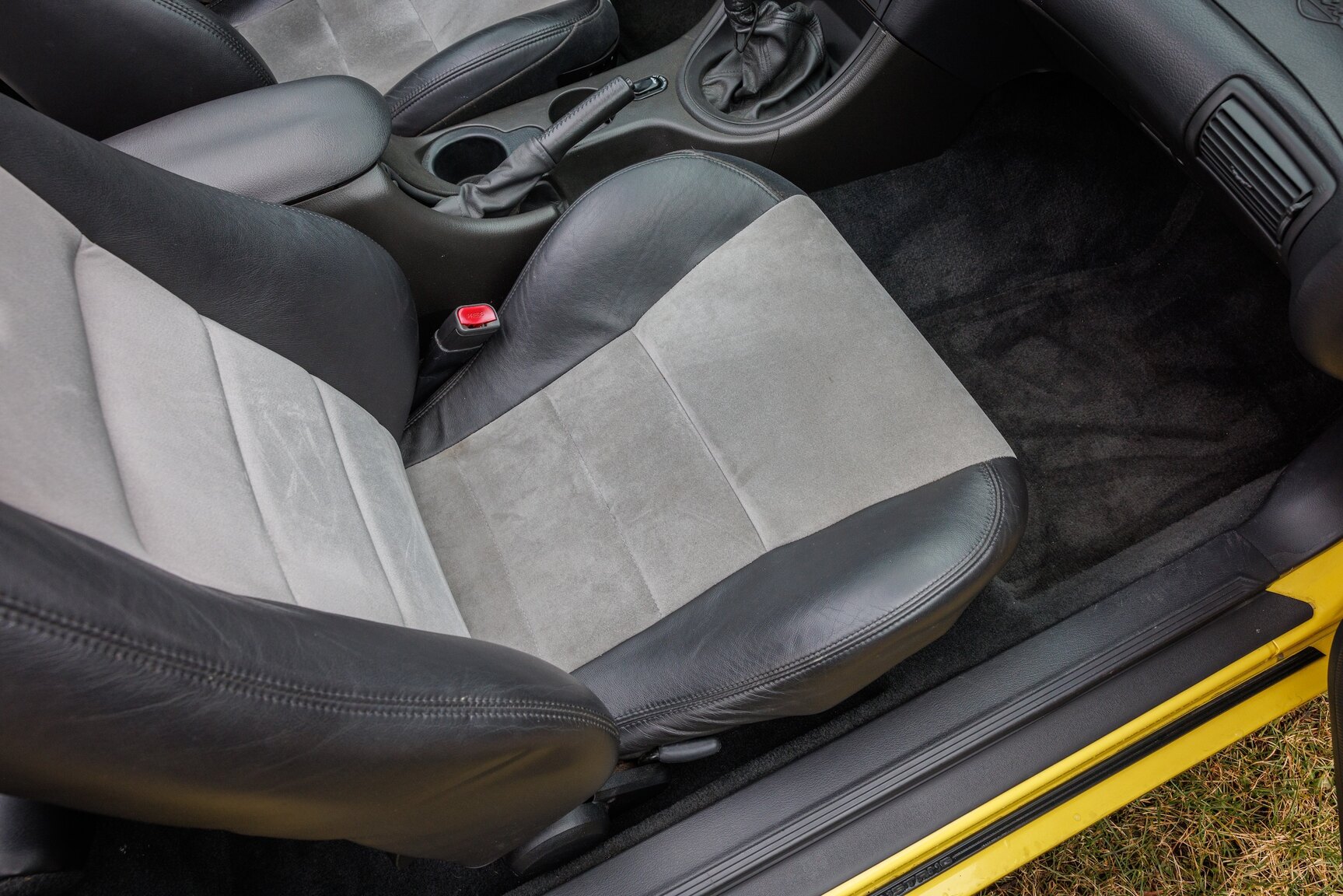 Interior image of 2003 Ford Mustang SVT Cobra