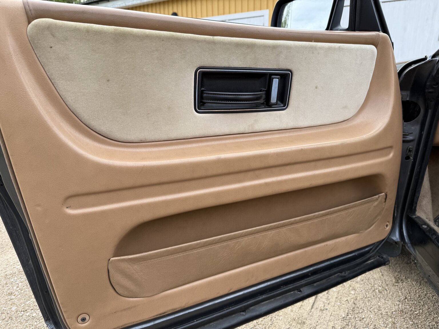 Interior image of 1987 SAAB 900 Cabriolet 2.0 Turbo T16