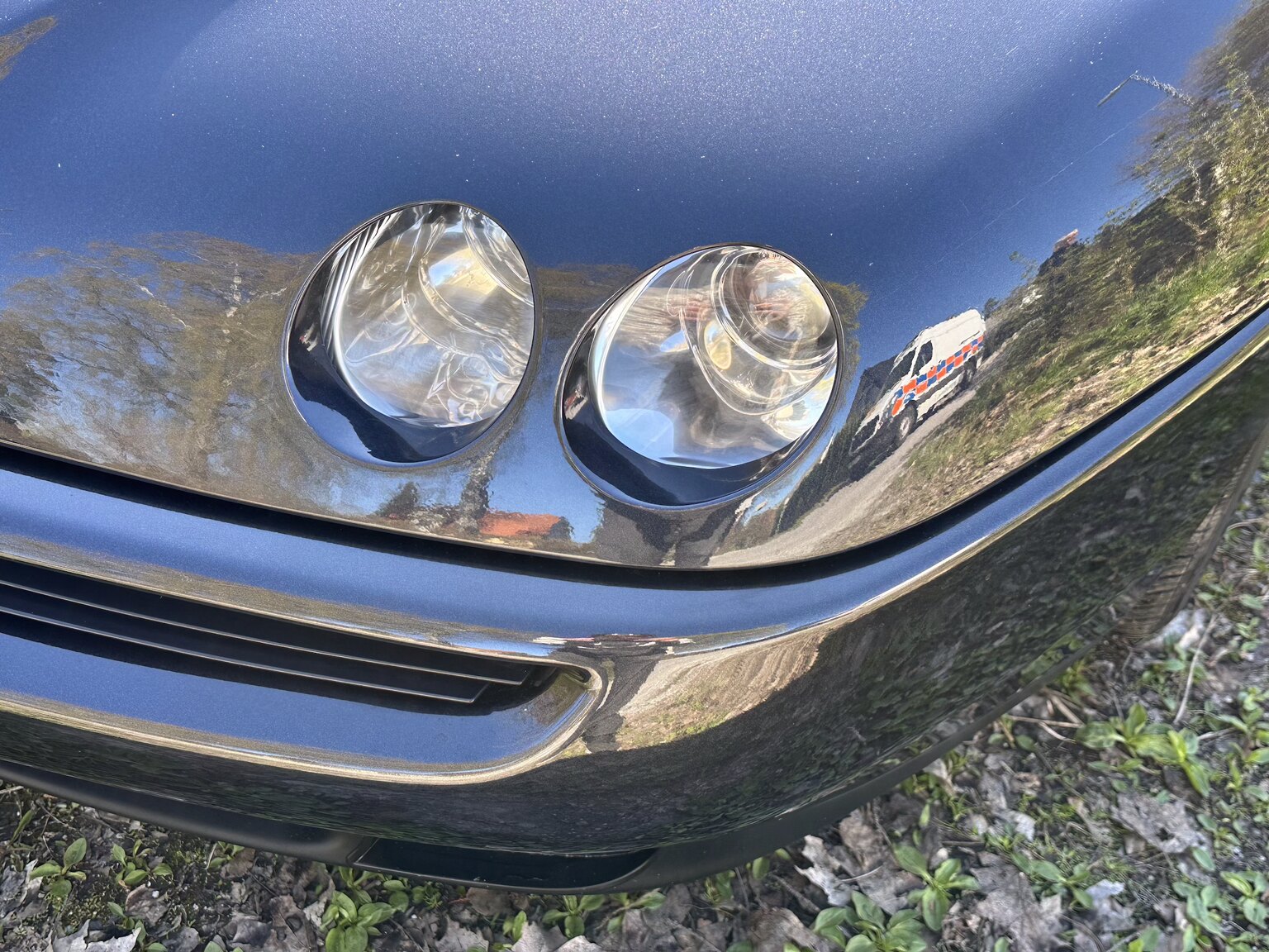 Exterior image of 1997 Alfa Romeo GTV 3.0