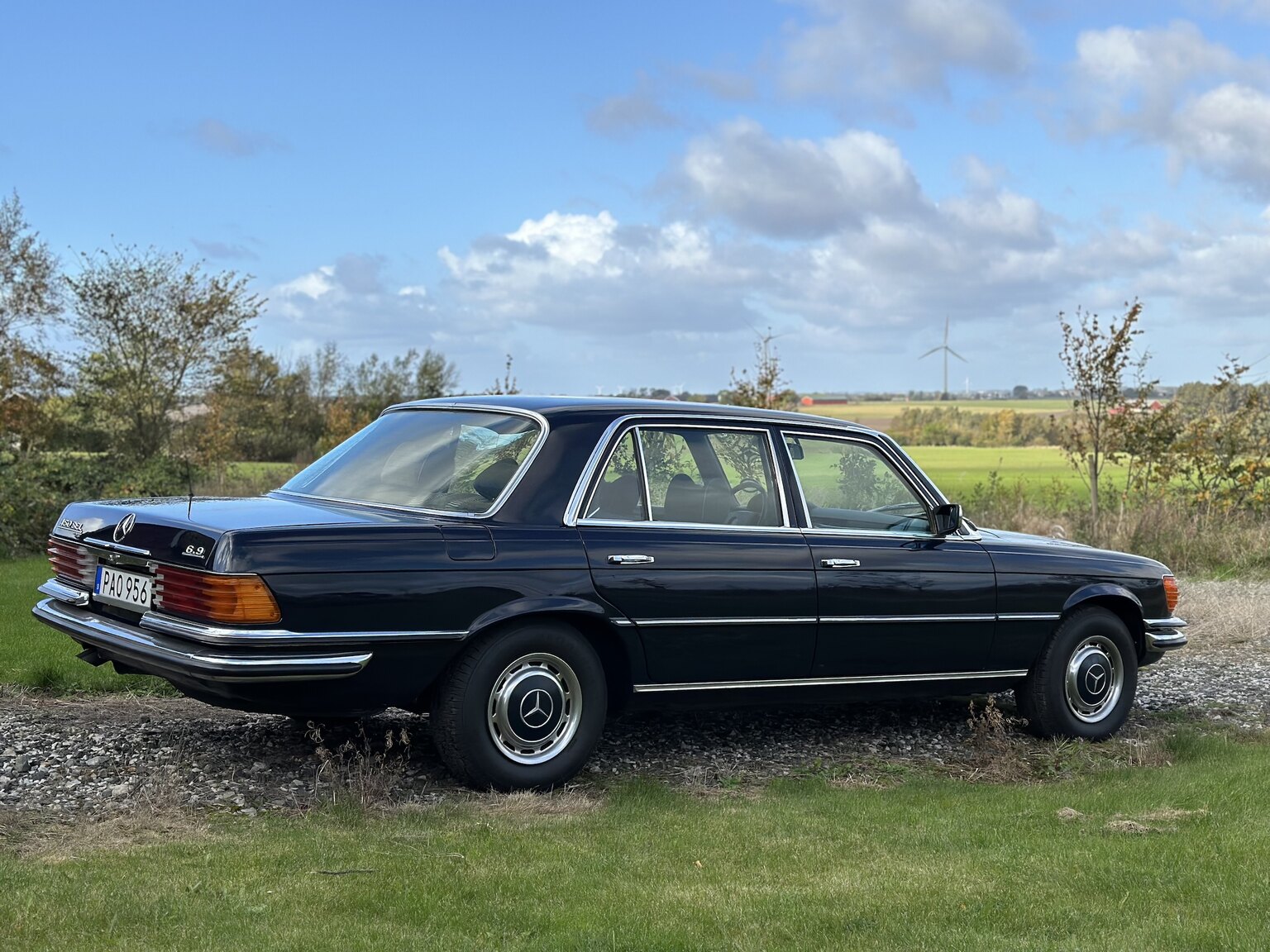 Exterior image of 1975 Mercedes-Benz 450 SEL 6.9 Bepansrad 