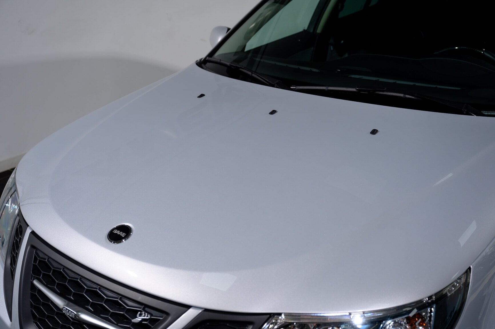 Exterior image of 2008 SAAB 9-3 Aero SportSedan Silver Beast SFRO