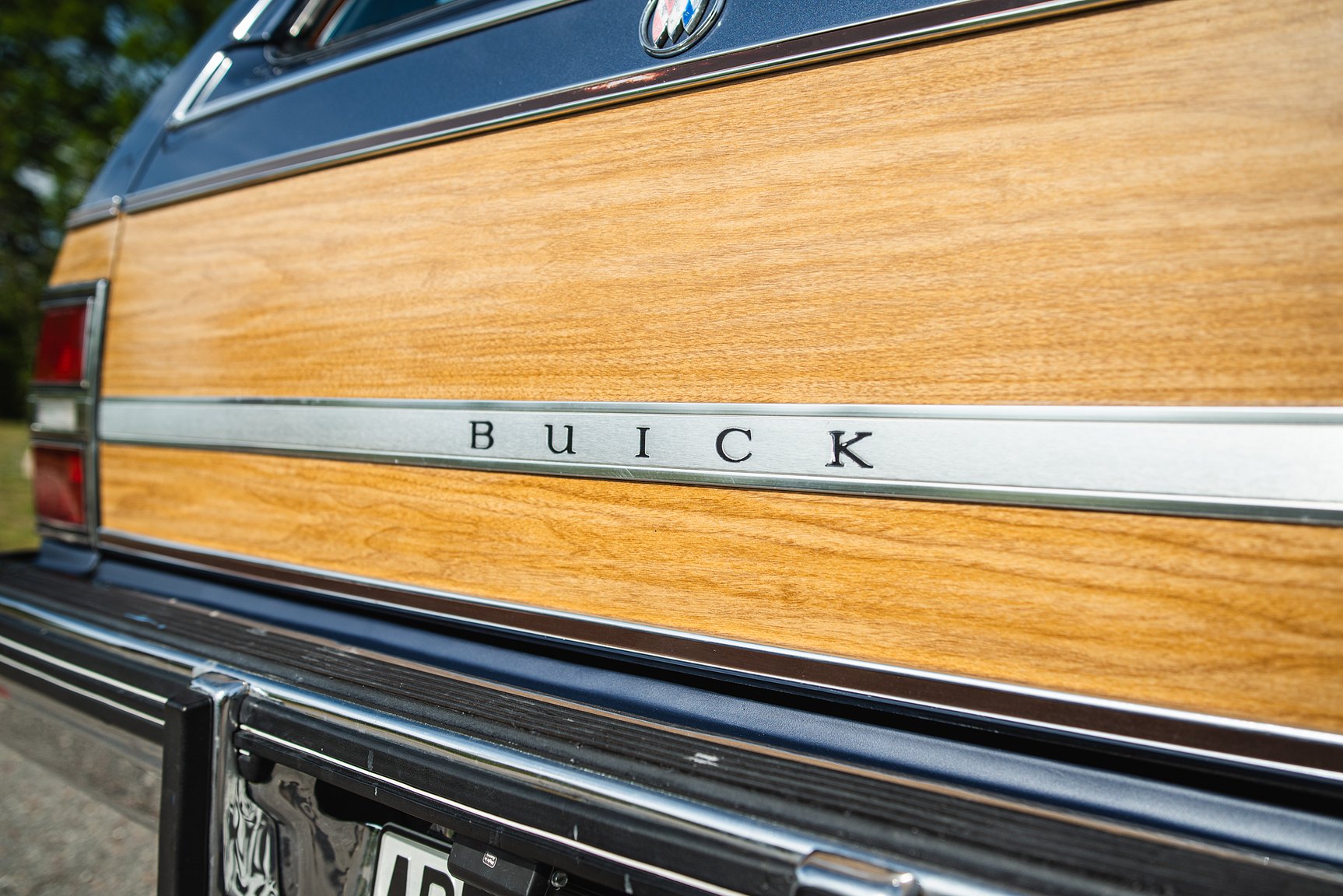 Exterior image of 1983 Buick Electra Estate Wagon 5.0