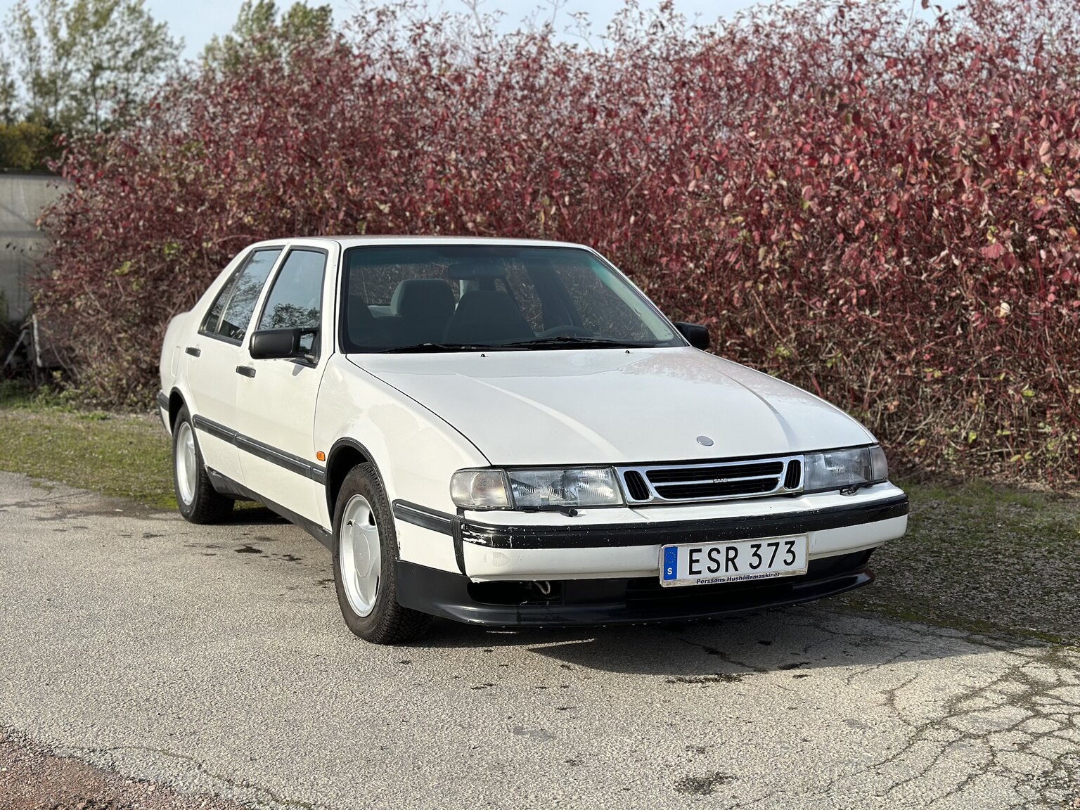 Exterior image of 1996 SAAB 9000