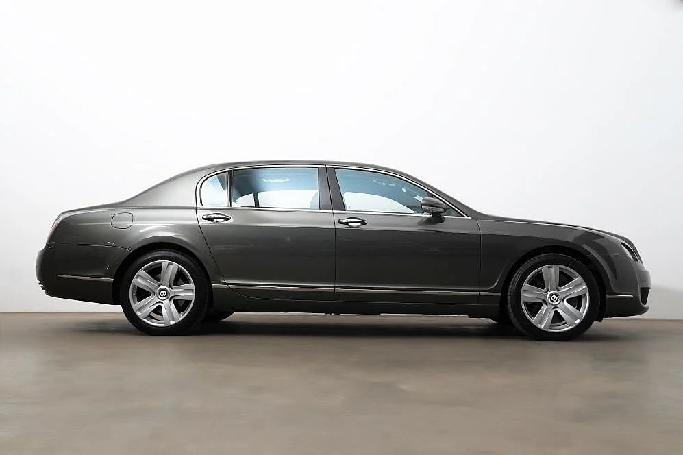Bild von 2007 Bentley Continental Flying Spur (25)