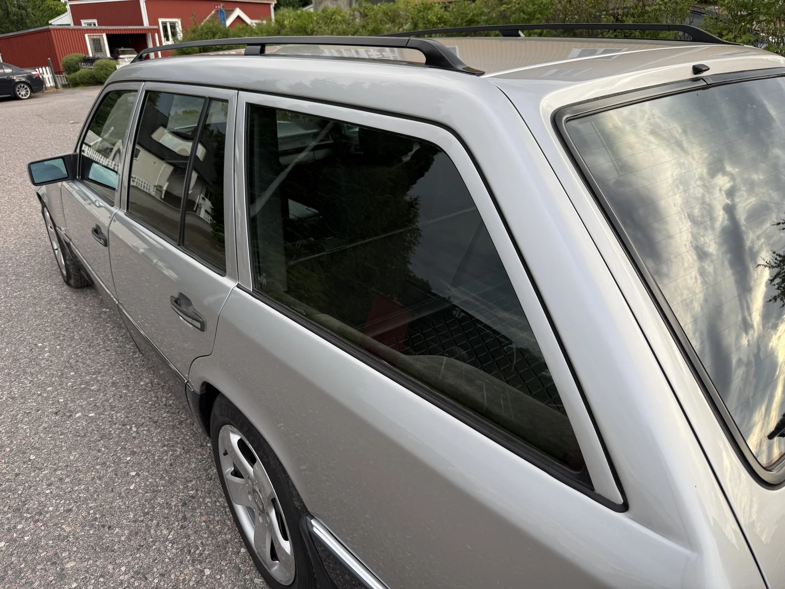 Aussenfoto 1994 Mercedes-Benz E 320 T (44)