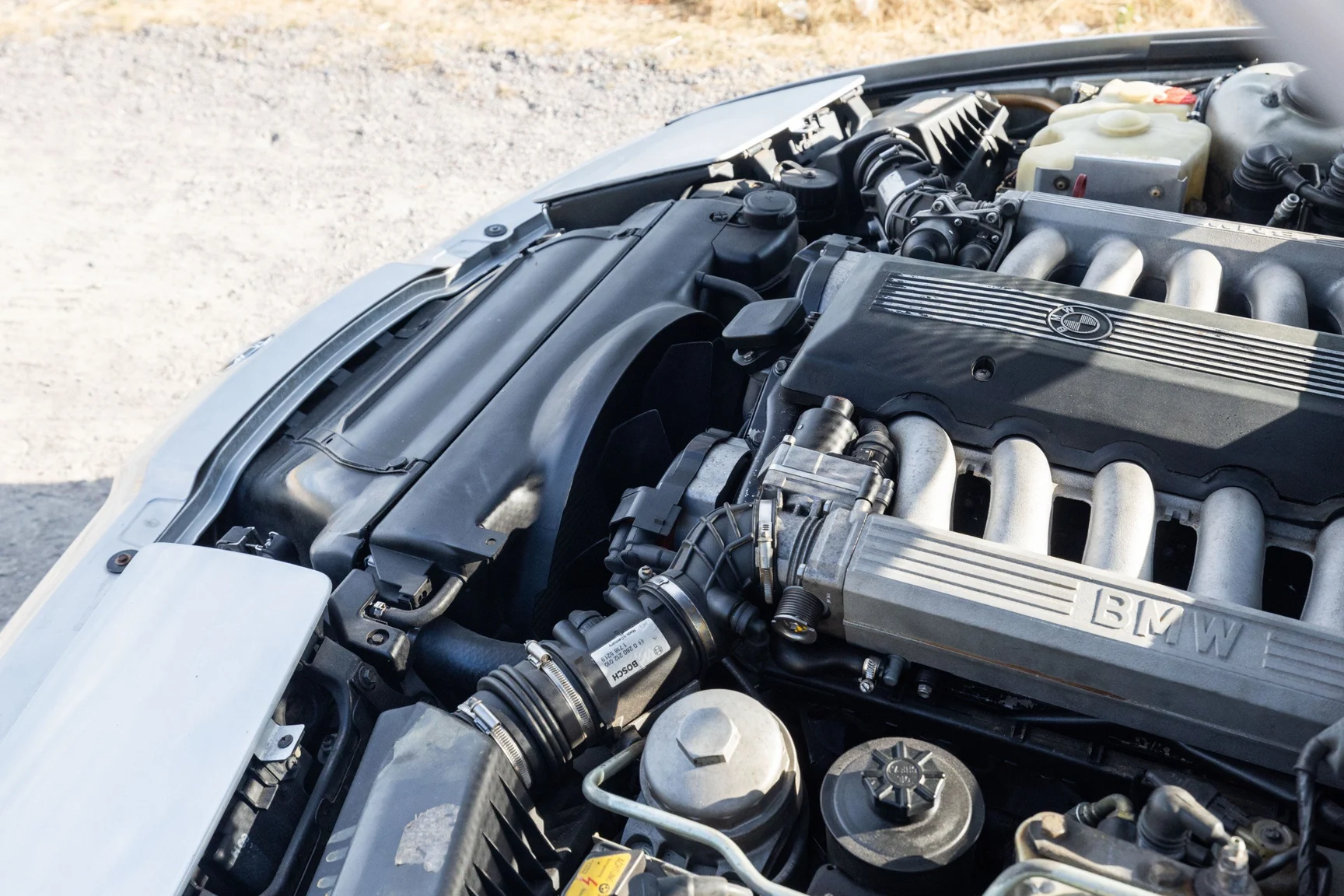 Image of 1991 BMW 850i mechanics (4)