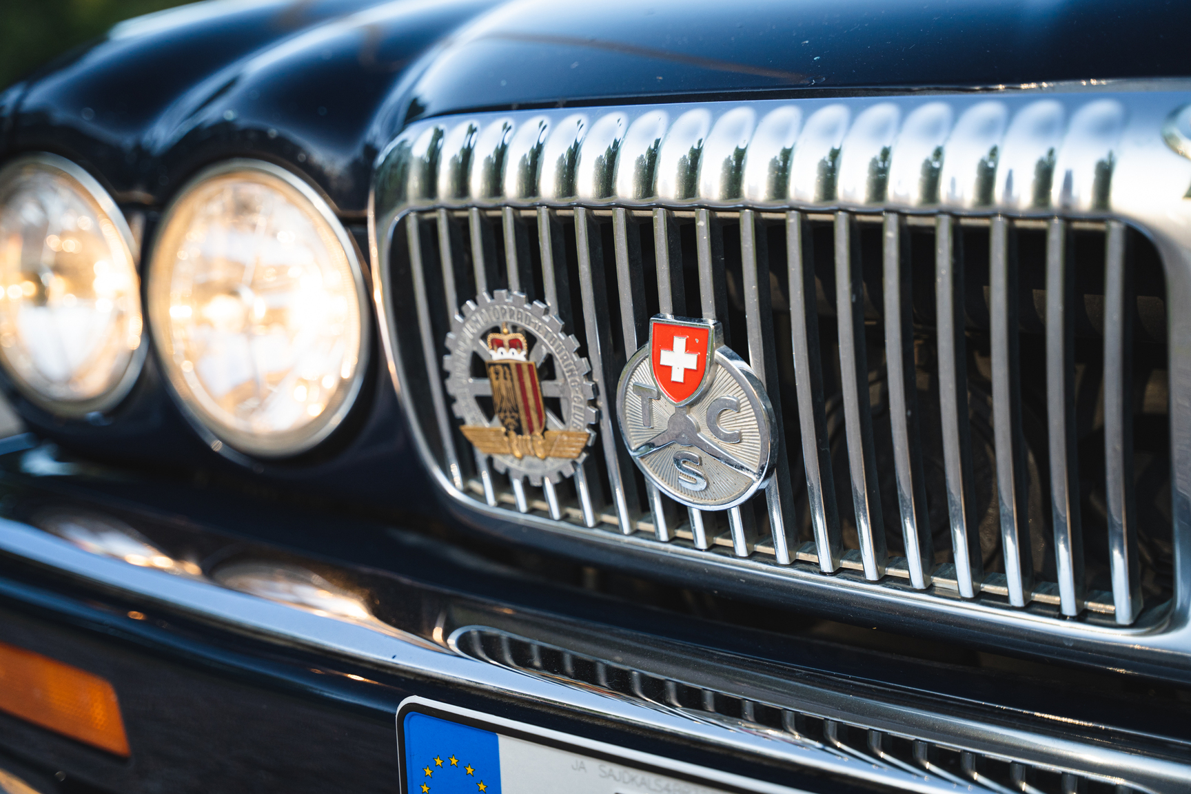 Exterior image of 1995 Jaguar XJ Double SIX